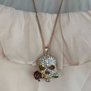 listing-status-banner